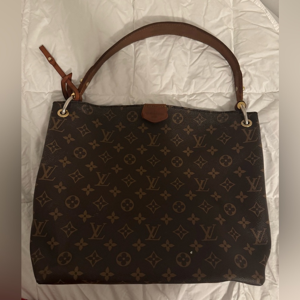 Graceful PM LOUIS VUITTON